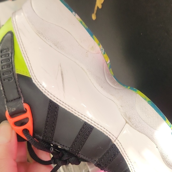 JORDAN 6 RINGS (Slimes) - Picture 4 of 5